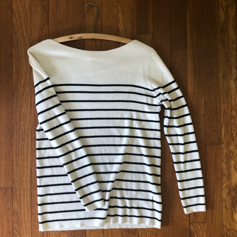 Gap Sweater